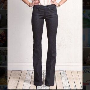 NWT Ultra Dark Lila Flare Jeans